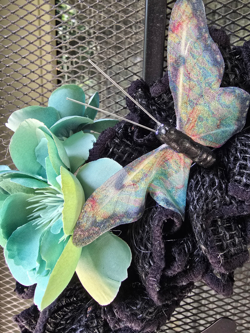 "Black Beauty Garden" Wreath