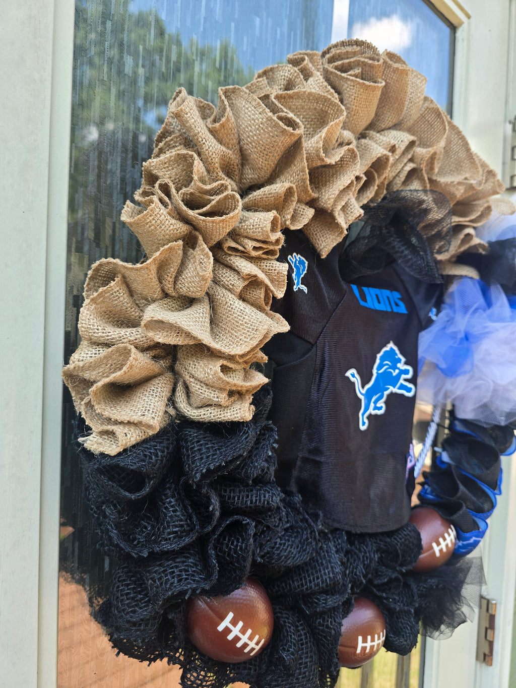 Lions Den Wreath
