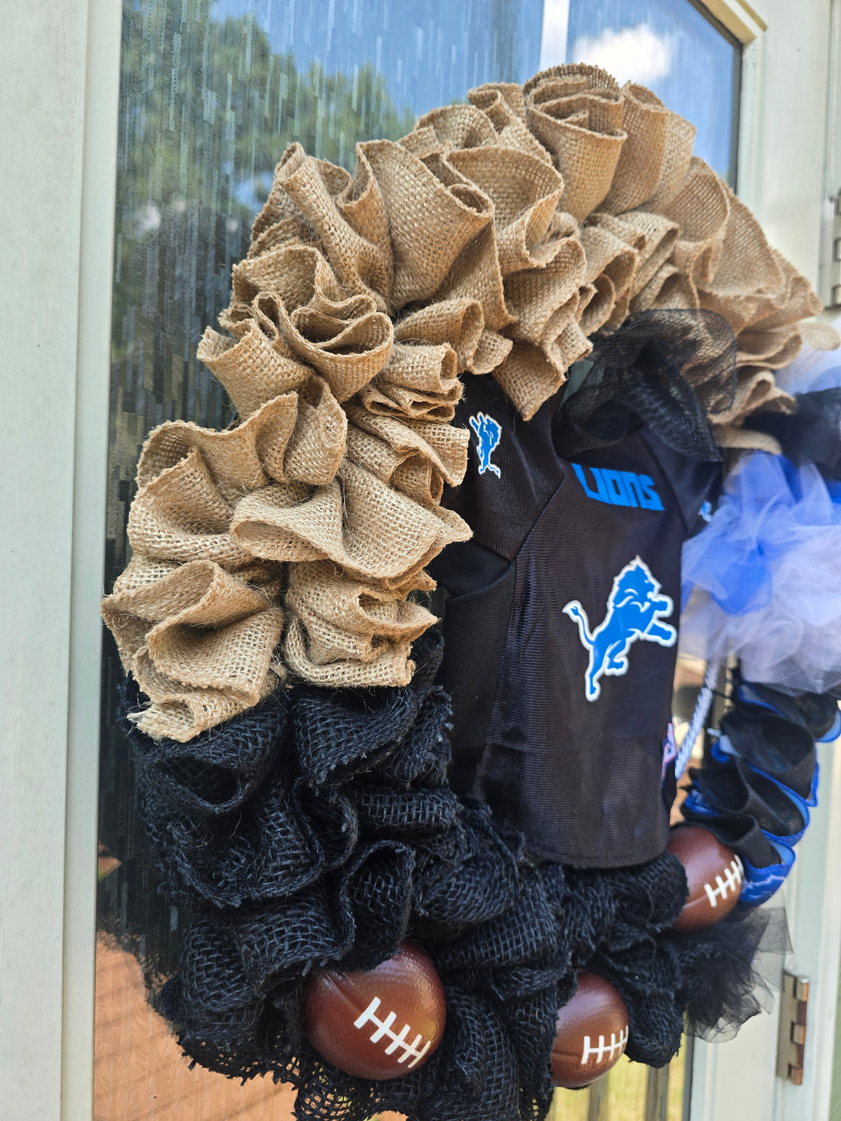 Lions Den Wreath