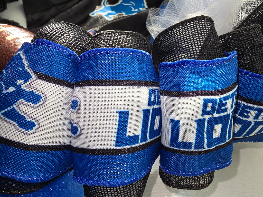 Lions Den Wreath