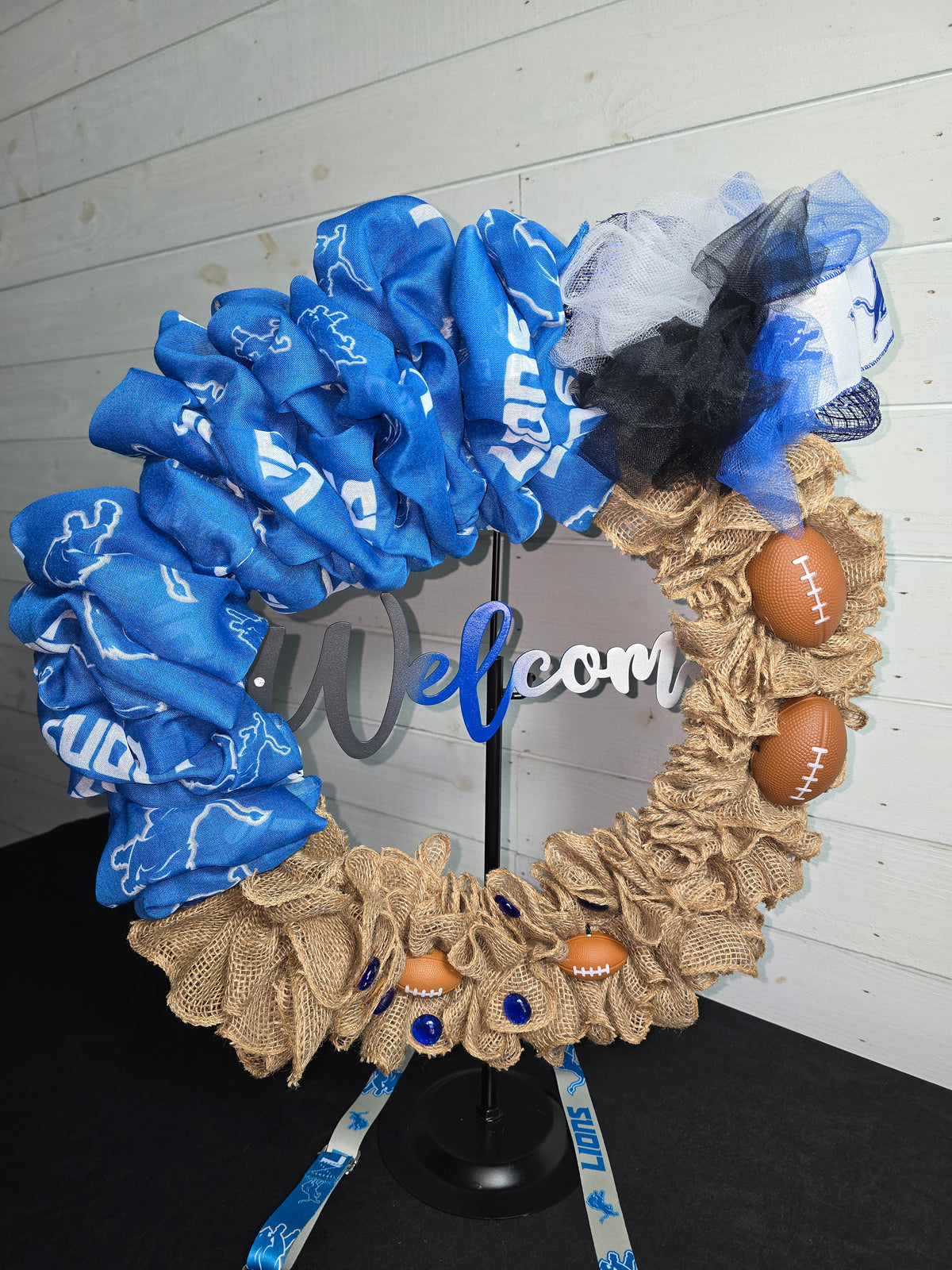 Mi Casa Su Casa Detroit Lions Wreath